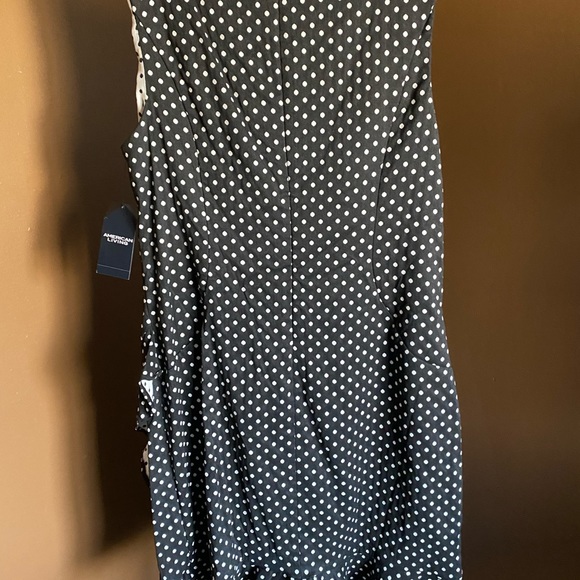 Macy’s black and white polka dots - Picture 4 of 6